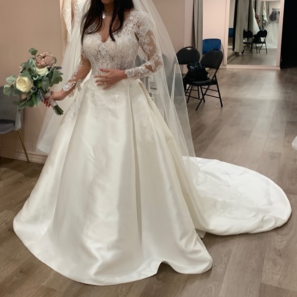 New Pronovias Albion Wedding dress size 10 NWT - Picture 14 of 15